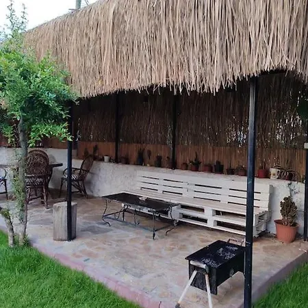 Yesil מלון
